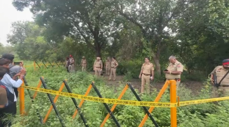 जालंधर में पुलिस और बदमाश में चली गोलियां, जवाबी कार्रवाई में आरोपी घायल, पैर में गोली लगी