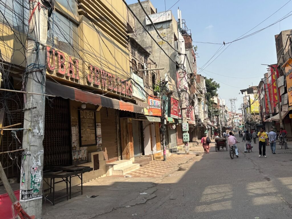 जालंधर: बंद का दिख रहा असर, बाजारों में पसरा सनाटा, पुलिस फोर्स तैनात, कुछ स्कूल बंद